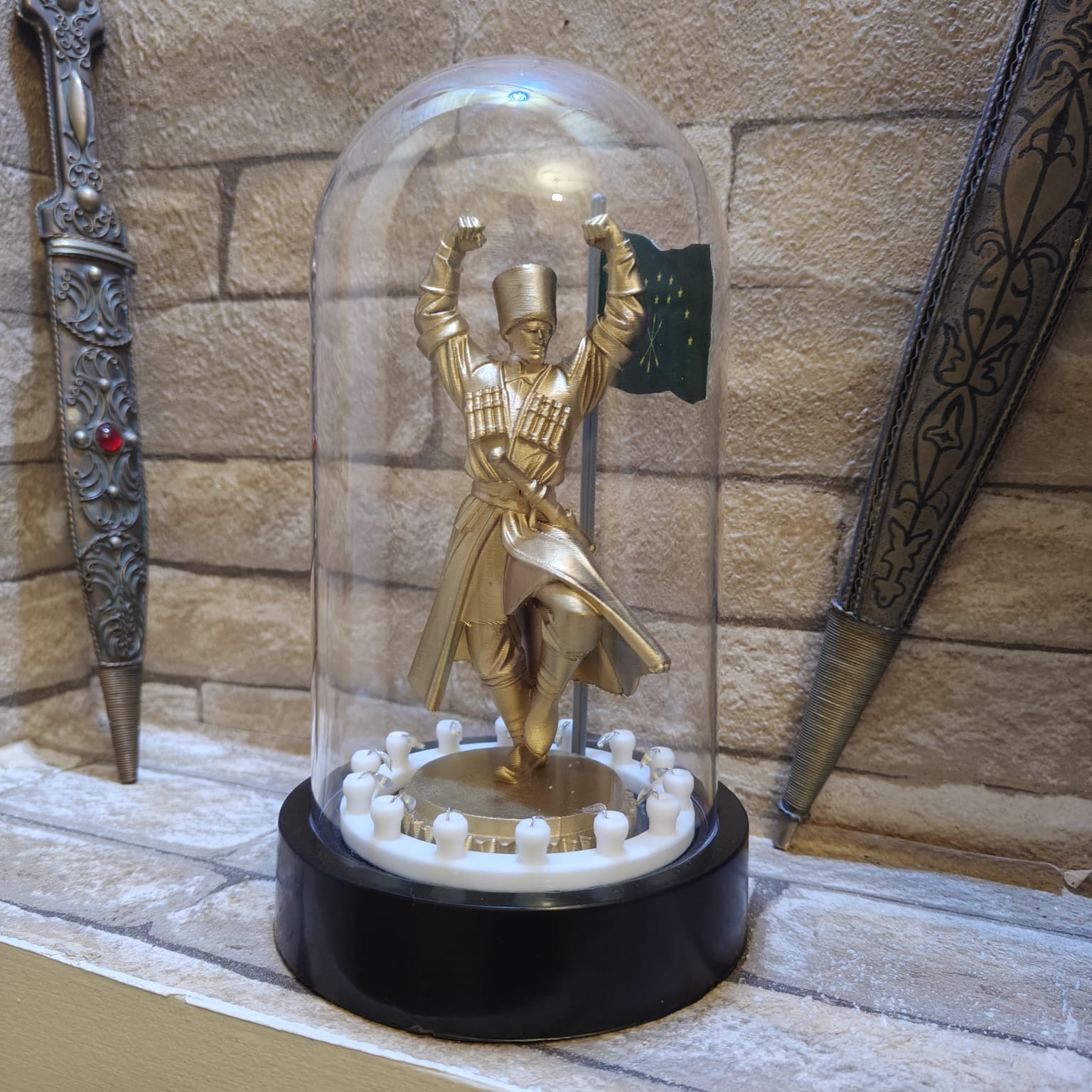 Adige Dans Figürü  biblo gold renk